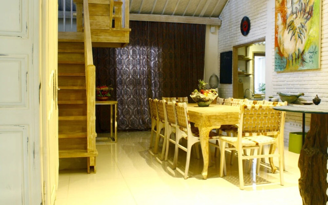 Villa Manggis