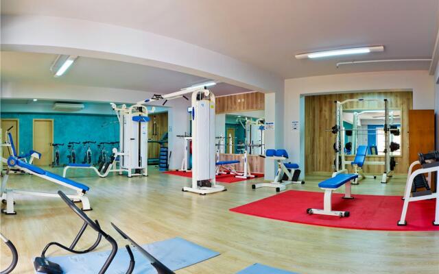 Отель Gaia Palace