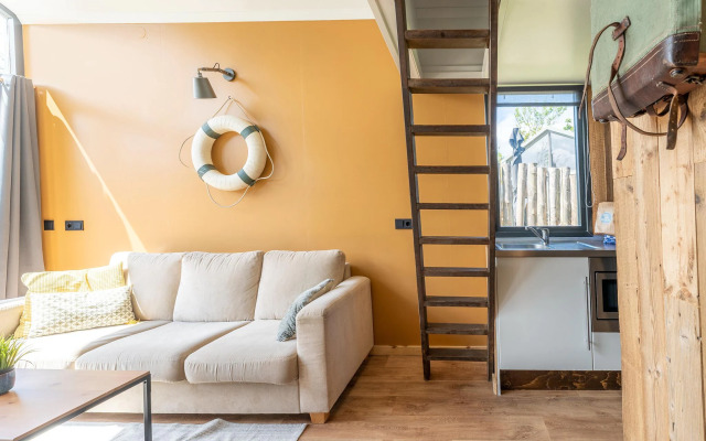 Modern holiday home in Callantsoog with garden