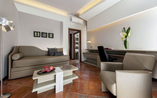 Daphne Luxury Suites