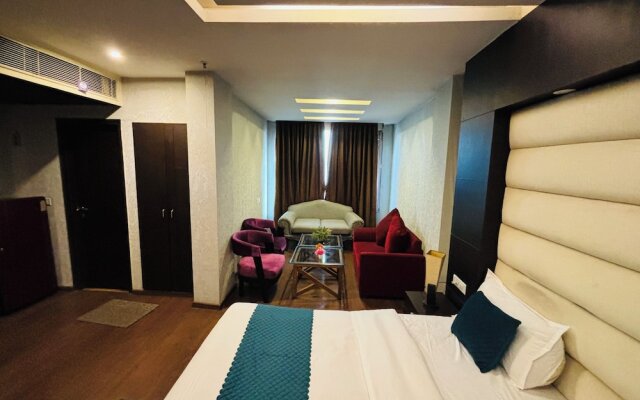 Roomshala 104 Hotel Billions
