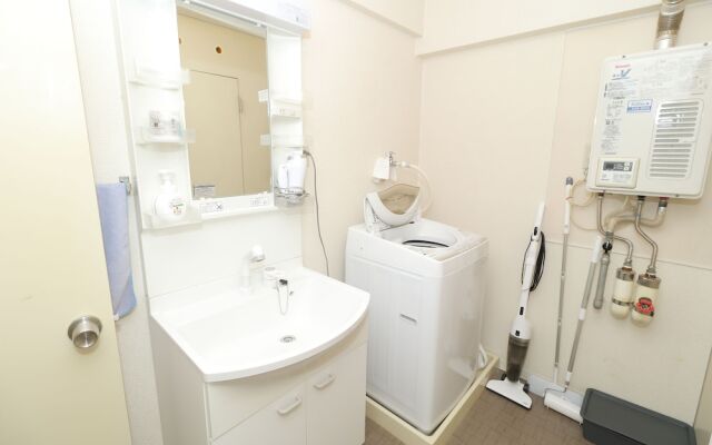 Heights Showa 702