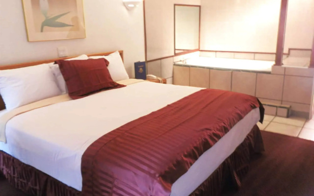 Americas Best Value Inn & Suites Kansas City