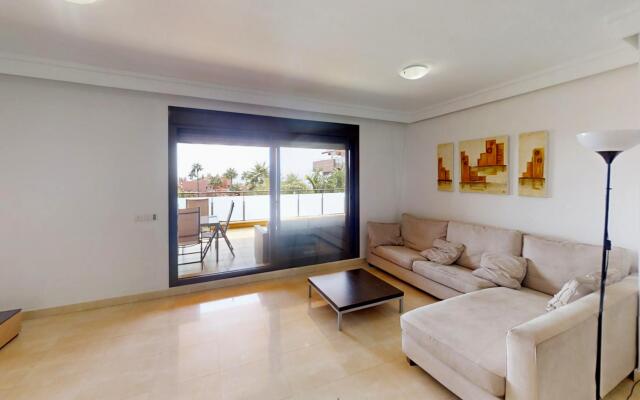 29736 - Beachside Apartment