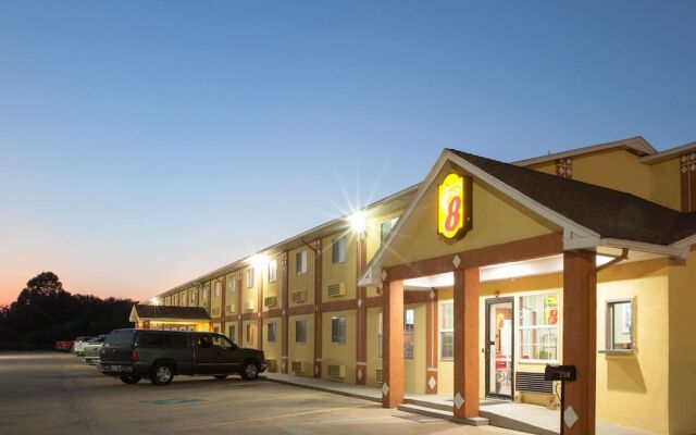 Super 8 Chickasha