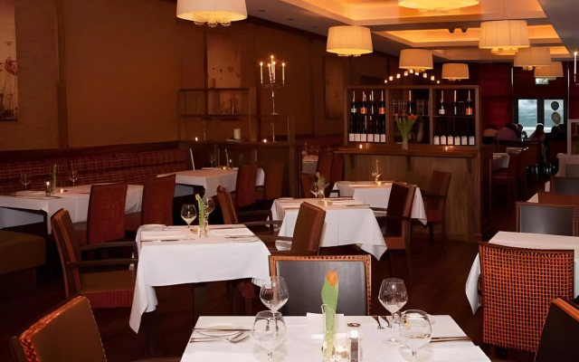 The Shirley Arms Hotel