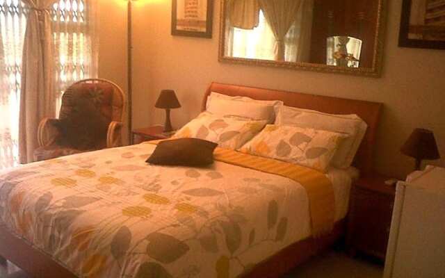 Ekhaya Lodge