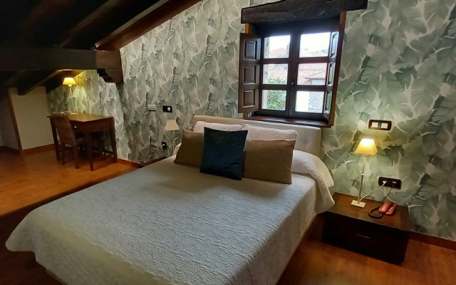 La Casona de Revolgo