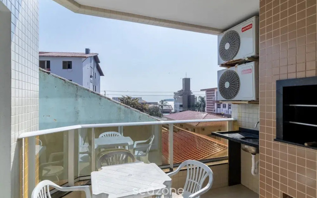 IAPs Apto 140m da praia Floripa