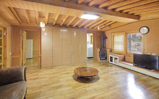Wonju Songho Tourist Farm Pension