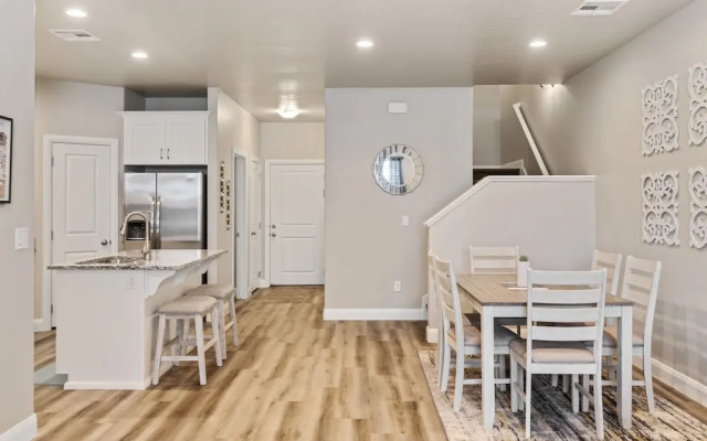 Sunshine Seekers by RedAwning