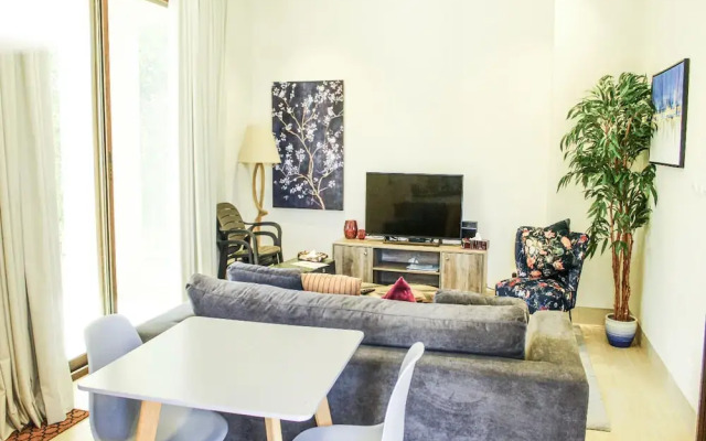 Serene 1-bedroom With Pool View