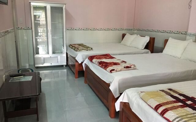 Phuong Tu Guesthouse