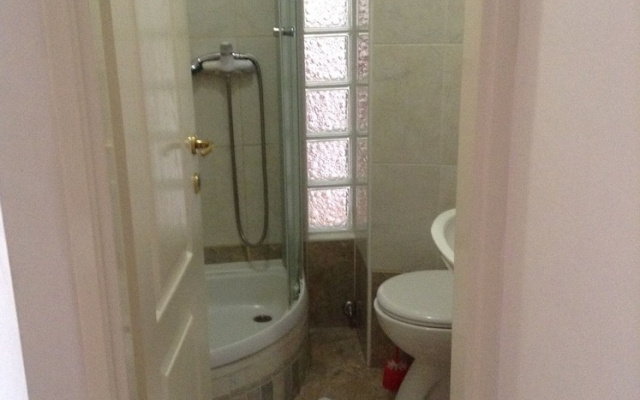 Kulusic (Private Accommodation)