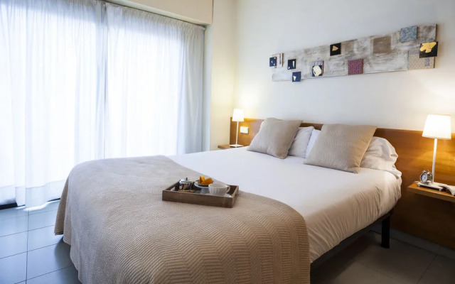 SSG Sagrera Deluxe Apartments