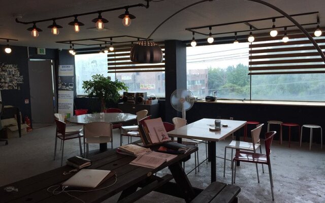 Suwon Guesthouse 2nd oppane