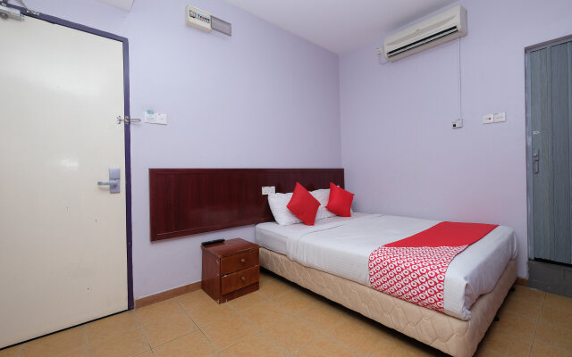 OYO Rooms Jalan Kuchai Maju 11