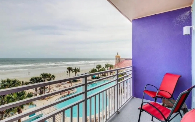 Ocean Walk 502
