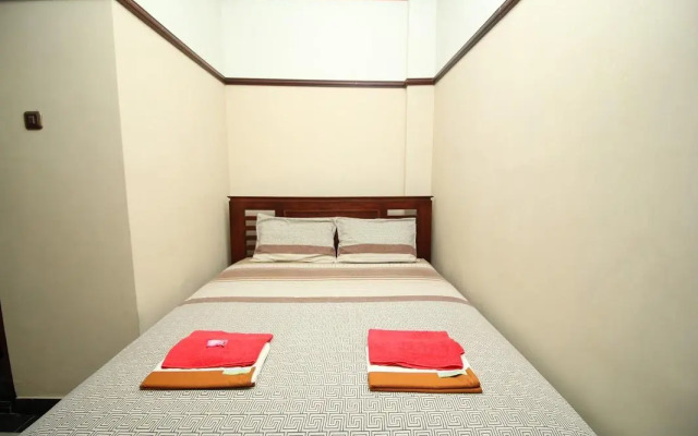 OYO 3892 Athaya Guesthouse Syariah