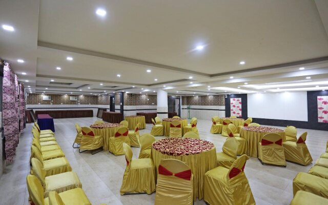 Hotel Mahabir Sheraton by OYO Rooms