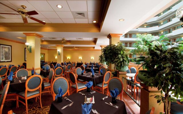 Embassy Suites by Hilton Greensboro Airport