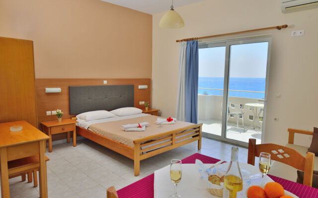 Falasarna beach Studios  & Apartments