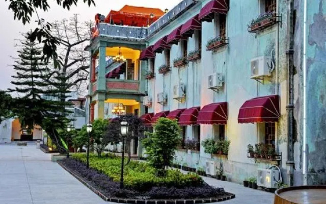 Ci'enlu Country Art Hotel