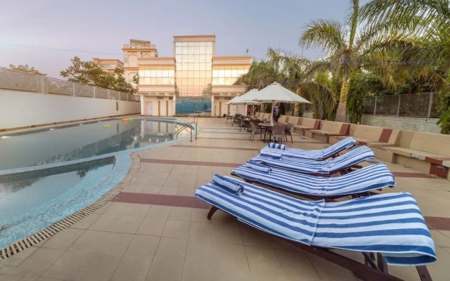 V One Hotel - The Competent Palace
