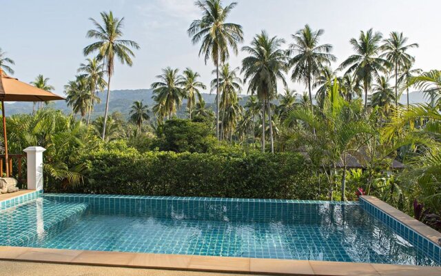 Tropical Season Villa Resort