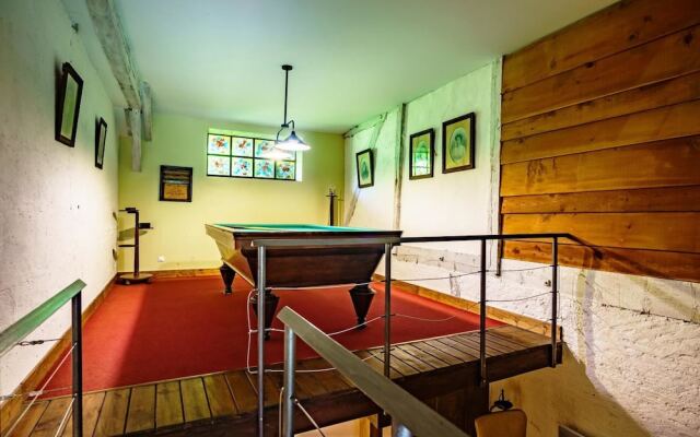 Villa With 7 Bedrooms in Saint-laurent-des-hommes, With Private Pool,