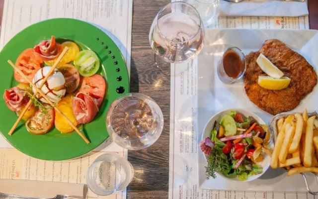 Les Pins Blancs de Provence