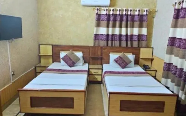 Karachi Motel