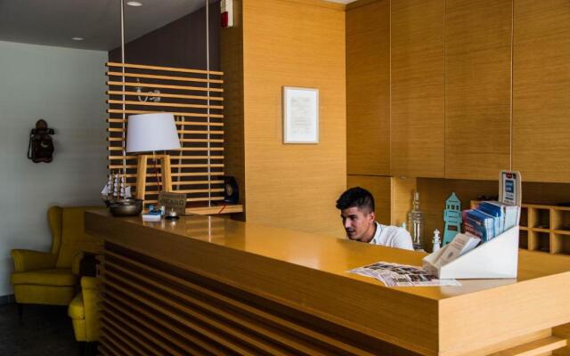Theano Hotel
