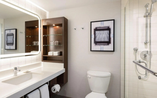 Delta Hotels by Marriott Grand Okanagan Resort