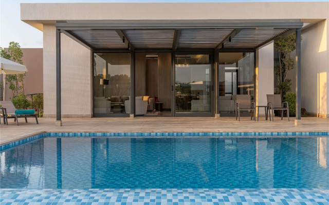 Rixos Premium Magawish Bay View
