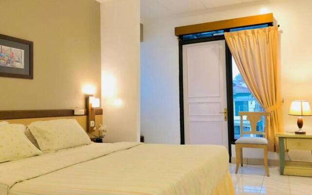 Woodhill Villa Kota Bunga by Citrus House