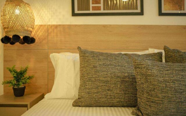 First Class Hotel