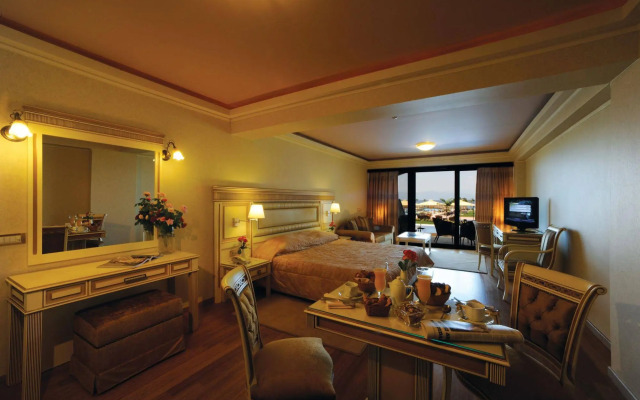 Seafos Luxury Resort & Spa
