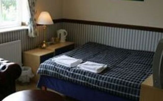 Arnies Guest House