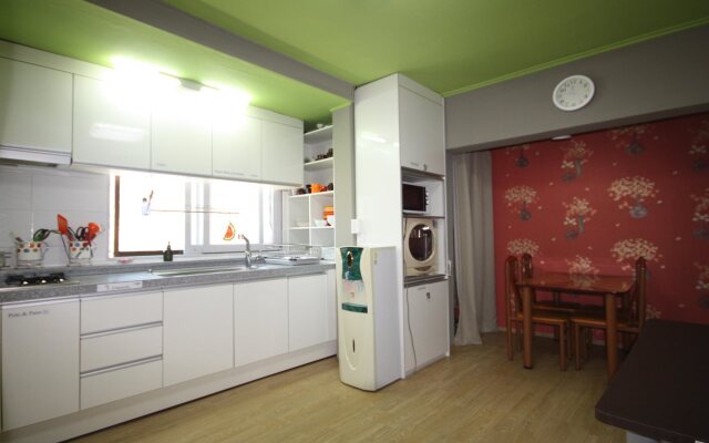 Zak's Guest House