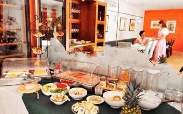 Hotel Garni Winzerhof Hödl