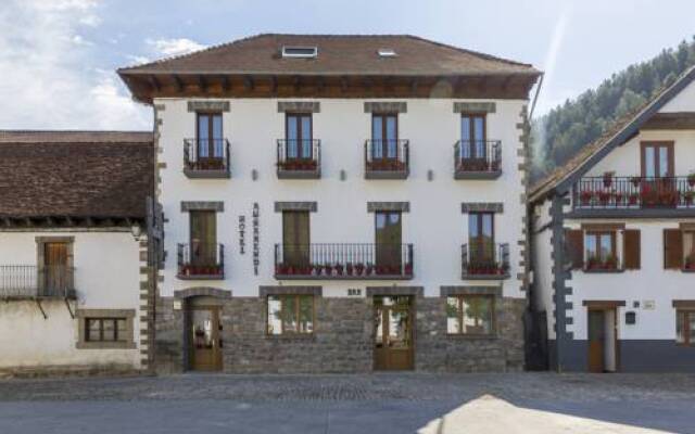 Hotel Rural Auñamendi