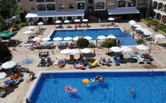 Apart-Hotel "Bendita-Mare"