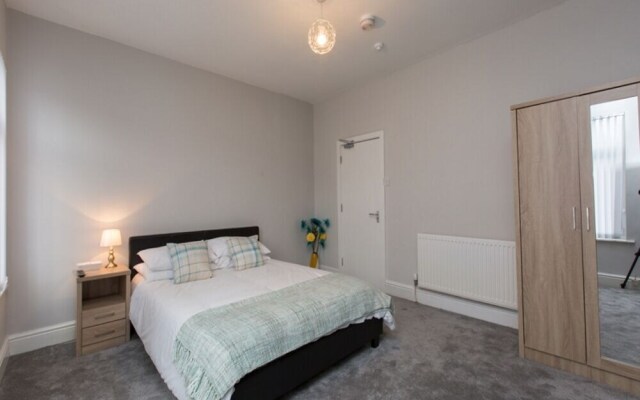 Town House @ Wistaston Road