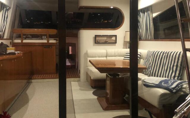 Yacht Summertime 3 Bedrooms