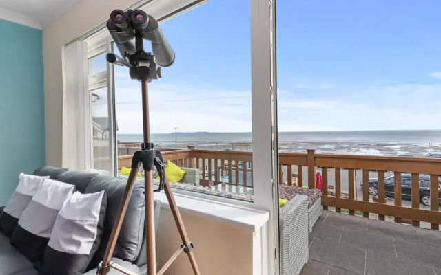 Temple Bar Apartment - Sea Front Views