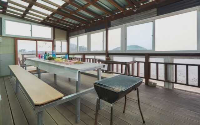 Daebudo Badatga Urijip Pension