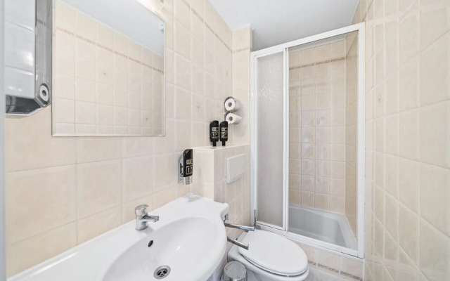 Arbio I Flora Collection