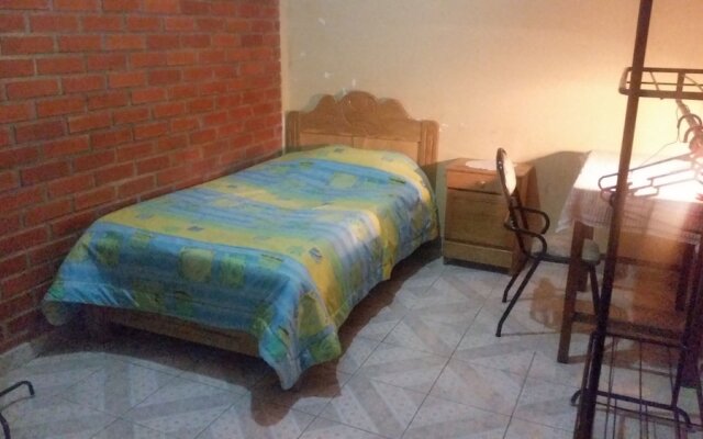 Casa Residencial M.A.Y.A. Inn B&B