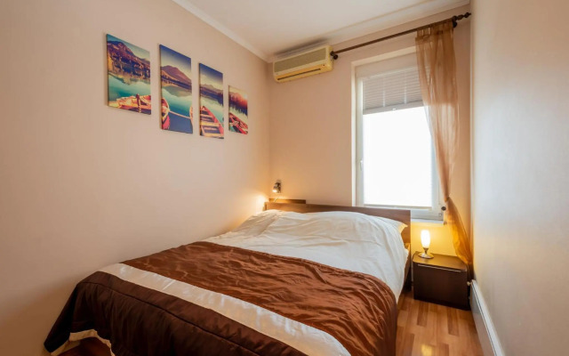 Santos 1214 Apartment